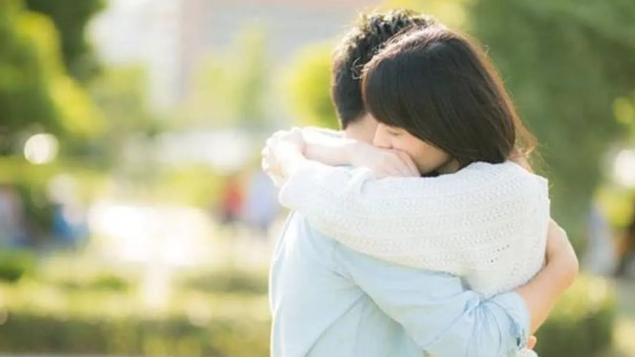 Đàn ông ngoại tình khó dứt